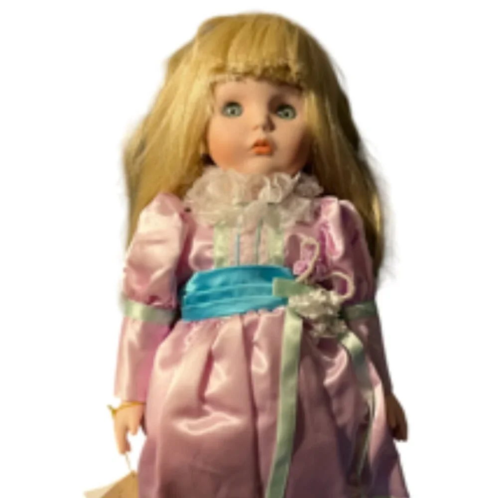 Vintage Limited Edition Betty Jane Carter Porcelain Doll - Picture 3 of 13